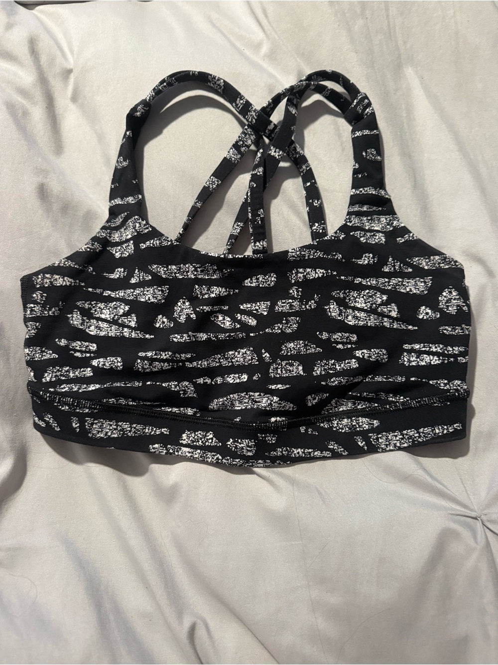 Lululemon sports bra